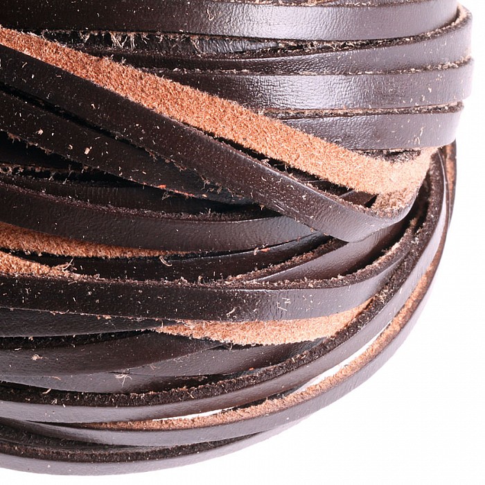 Kožený řemínek plochý hnědý, 5x2 mm (1 m)