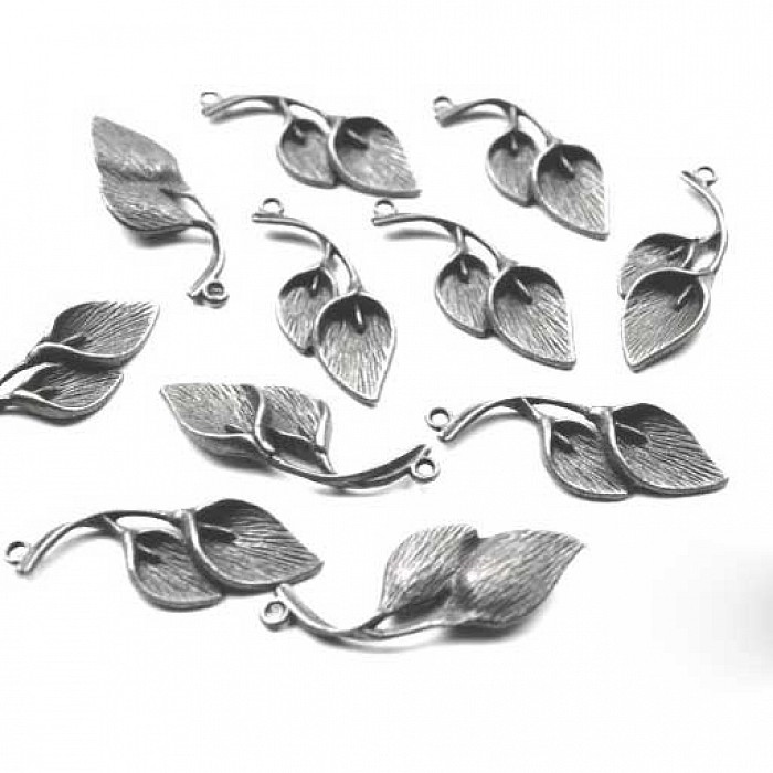 Přívěsek platinový, Kaly, 14x38 mm (1 ks)