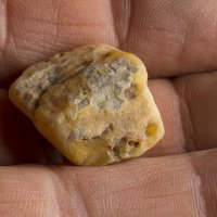 Jantar baltský surový 3,2 g