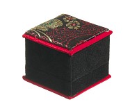 Vyšívaná dárková krabička, 6x6x5,5 cm